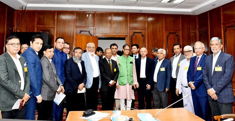 বাংলাদেশ ব্যাংকের গভর্নরের সঙ্গে এফবিসিসিআই’র প্রতিনিধি দলের সাক্ষাৎ